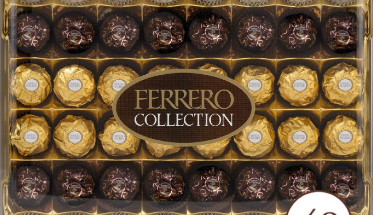 Una capsa de bombons Ferrero Rocher.