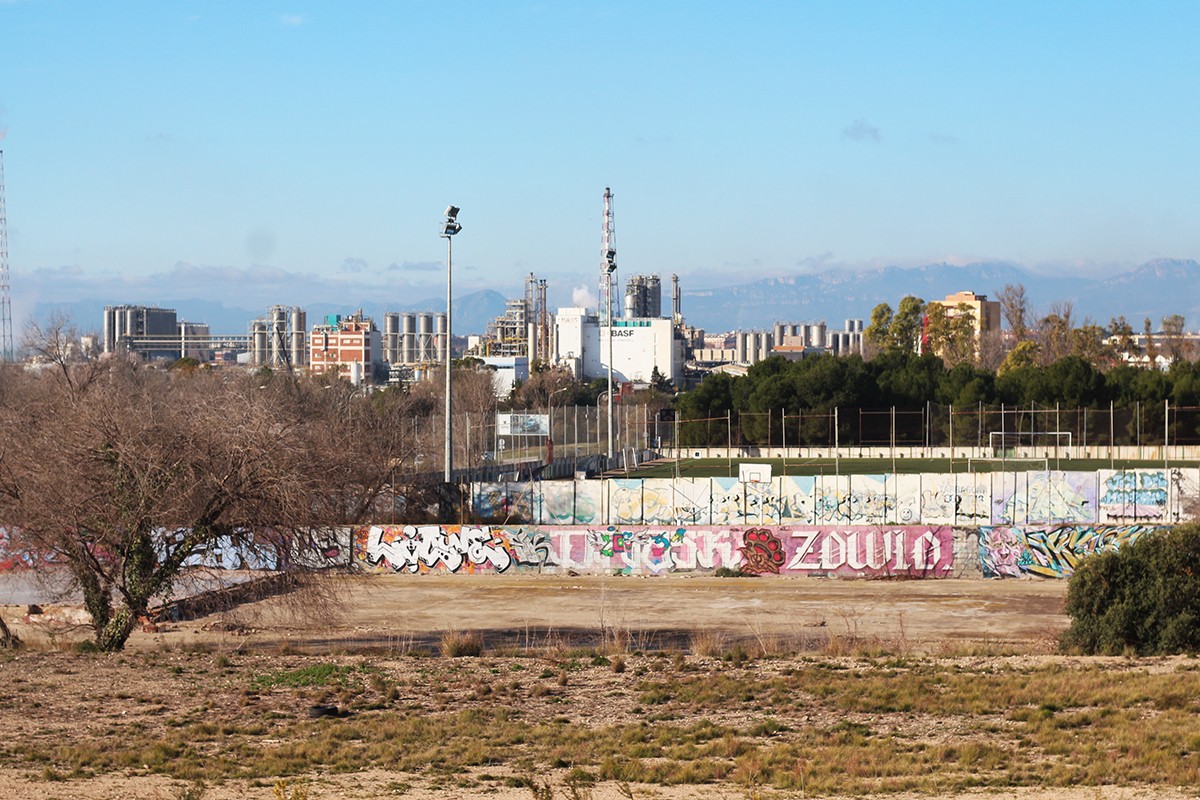 La indústria química a Tarragona es troba a escassos metres de nuclis habitats.
