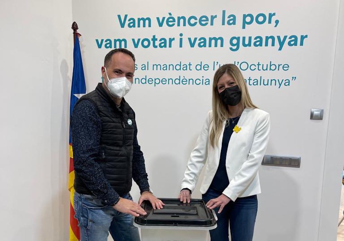 Jeannine Abella amb Joan Carles Garcia, que se centrarà en l'alcaldia d'Alfarràs