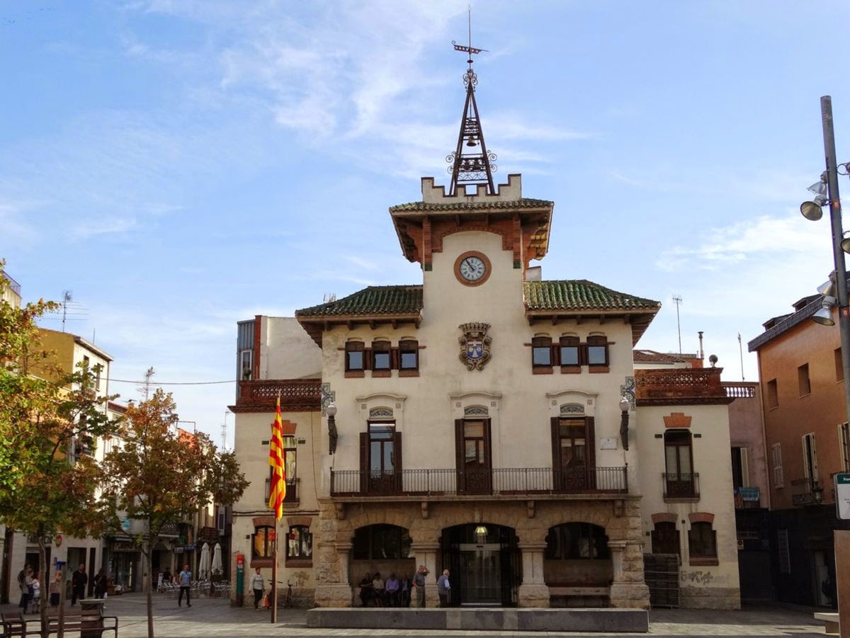 Façana de l'Ajuntament de Sant celoni