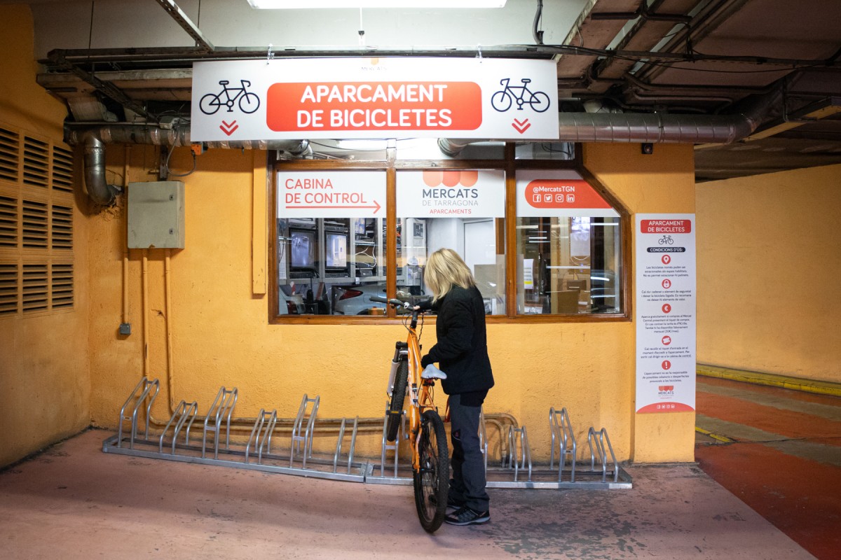 L'aparcament per a bicicletes de la plaça Corsini, a Tarragona.