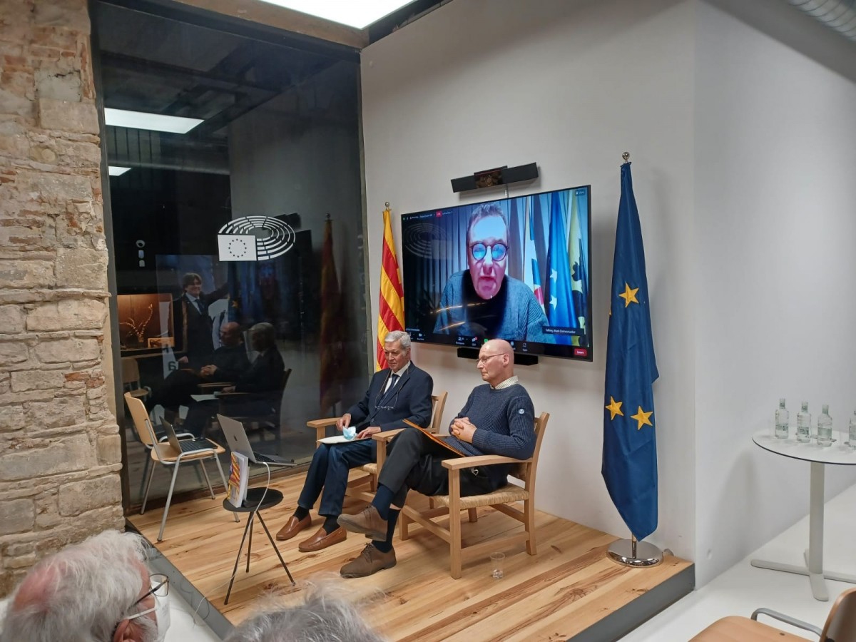 L'acte sobre les ''fake news'' d'Espanya, aquesta tarda a l'oficina dels eurodiputat Puigdemont, Comín i Ponsatí