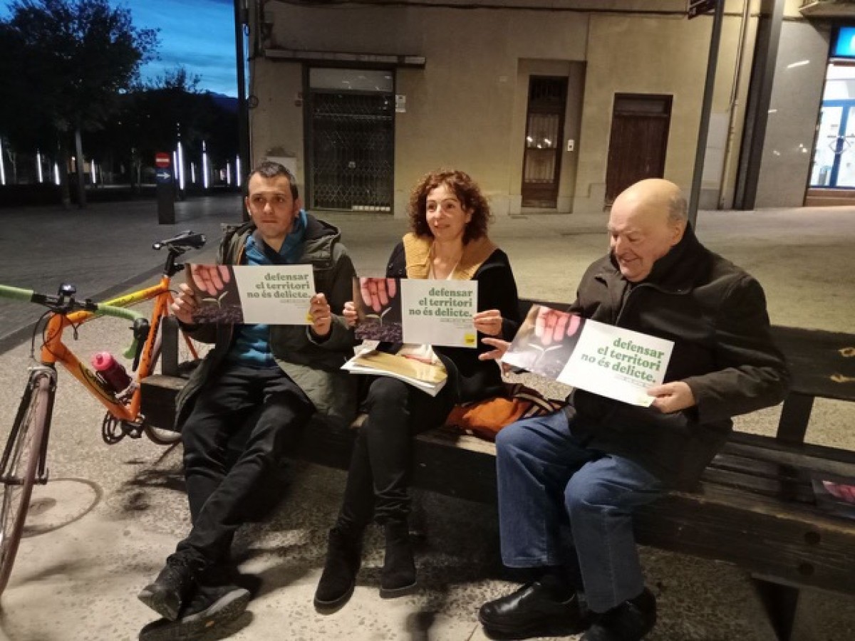 Lluís Riera, Montserrat Vinyets i Antoni Tomàs ahir al vespre a l'inici de la campanya.