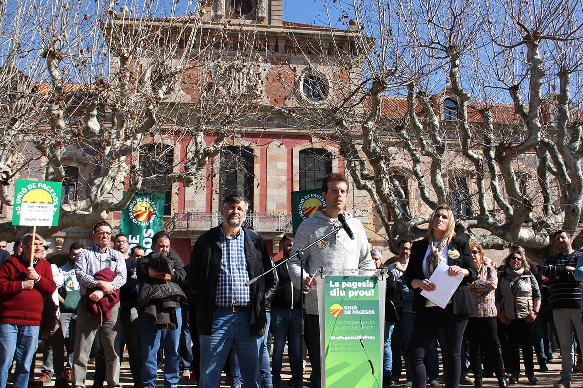 Unió de Pagesos davant el Parlament de Catalunya