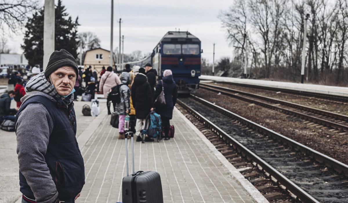 Ucraïnesos esperant el tren per marxar a Lissitxansk