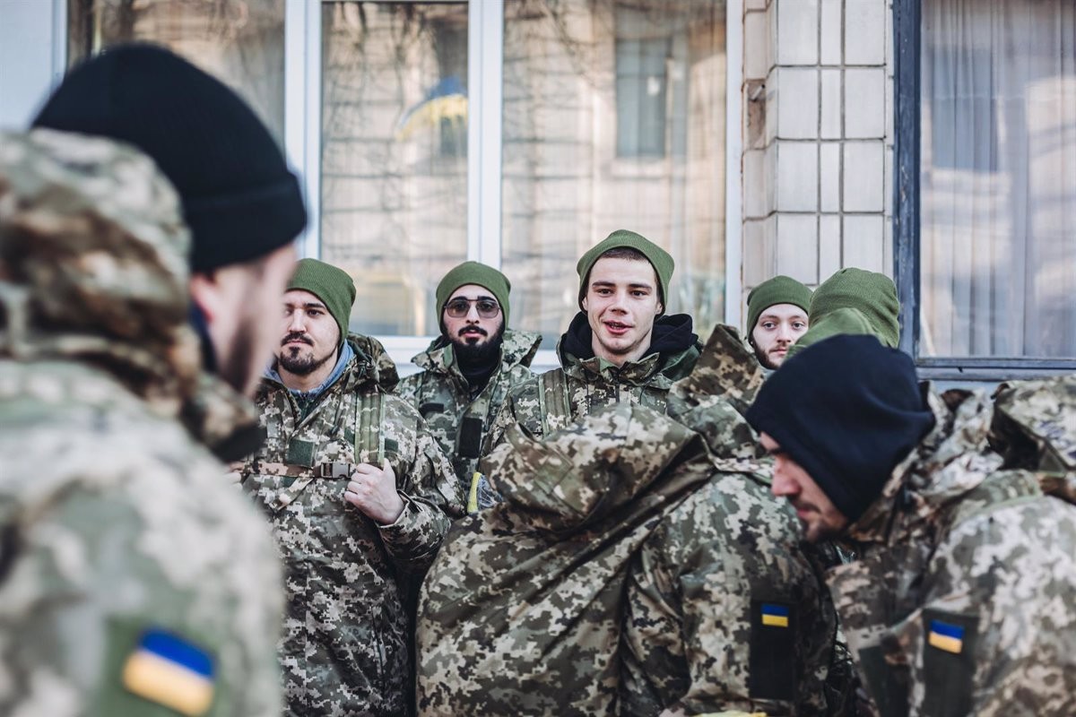 Soldats ucraïnesos als carrers de Kíev