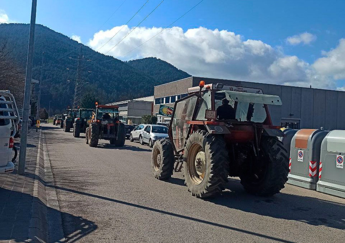 Els tractors s'han manifestat a Ripoll