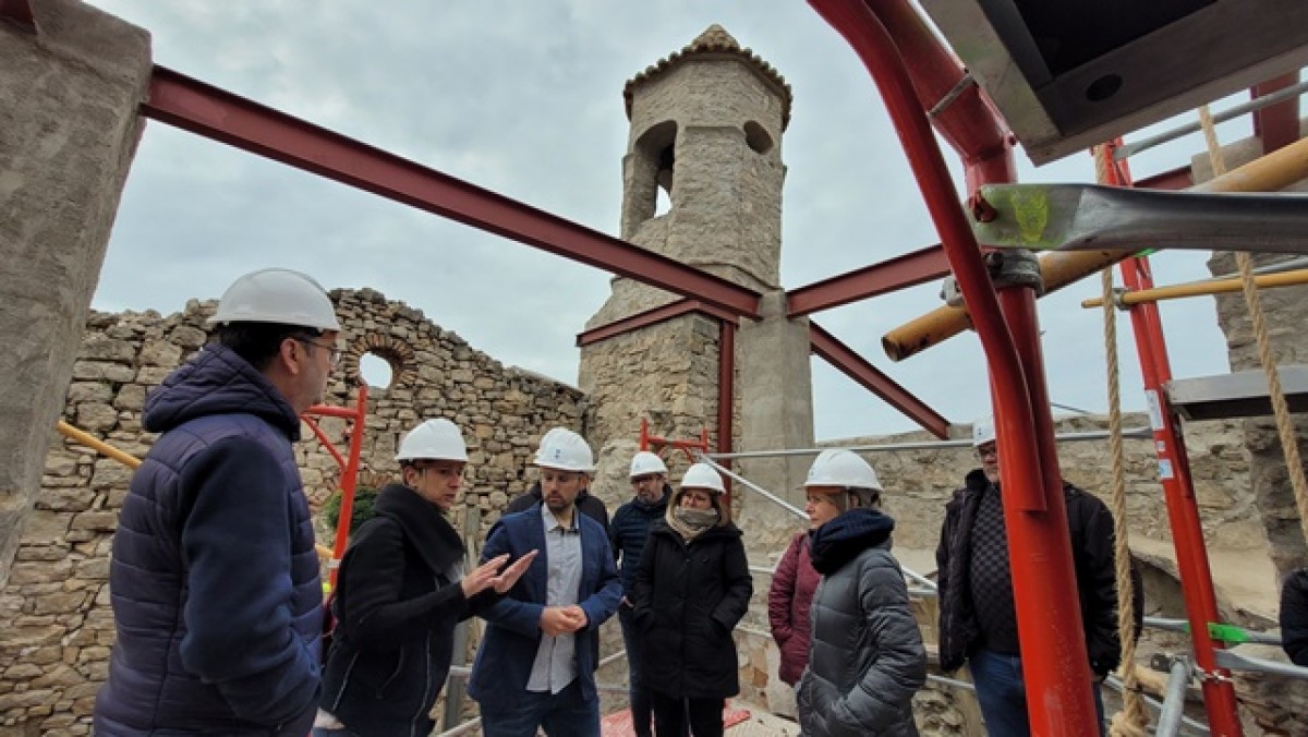 Noemí Llauradó, ha visitat aquest dissabte les obres de restauració de l'església i el campanar de la Mussara