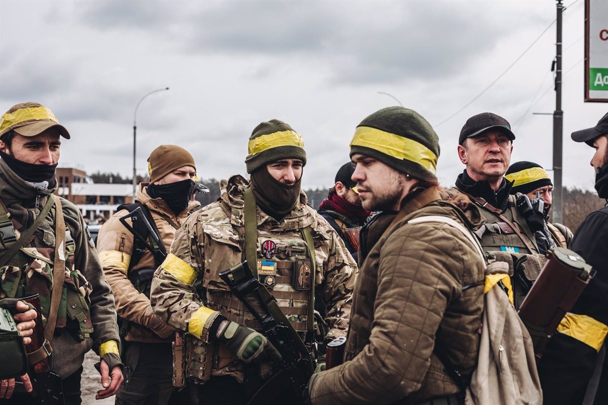 Diversos soldats d'Ucraïna a Irpin