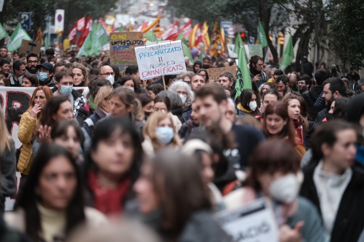 Manifestació d'una vaga de mestres a Barcelona,  en imatge d'arxiu