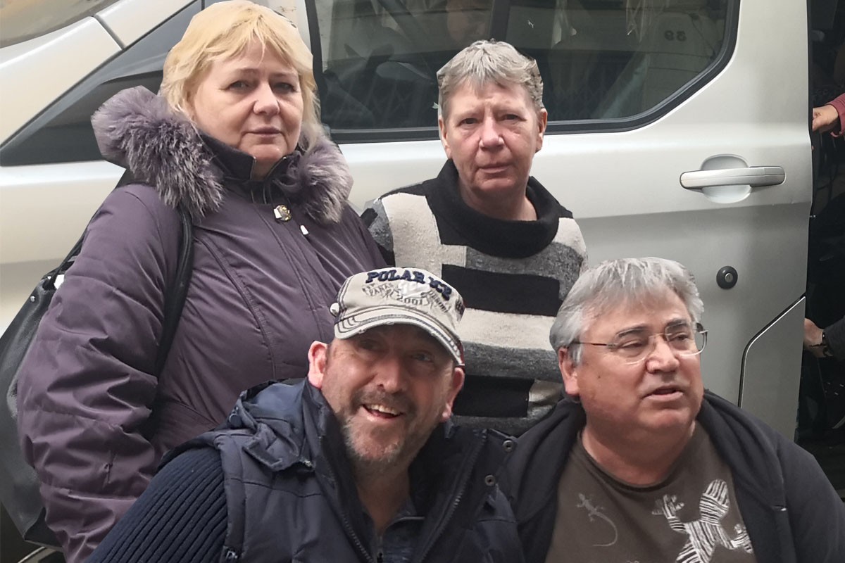 Luva, Valentina i els dos taxistes de Sant Celoni Raimundo Álvarez i Ferran Garcia