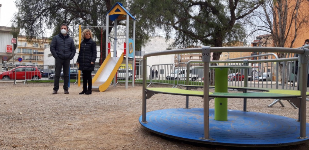 Nou parc infantil a la zona del barri del Temple, a Tortosa