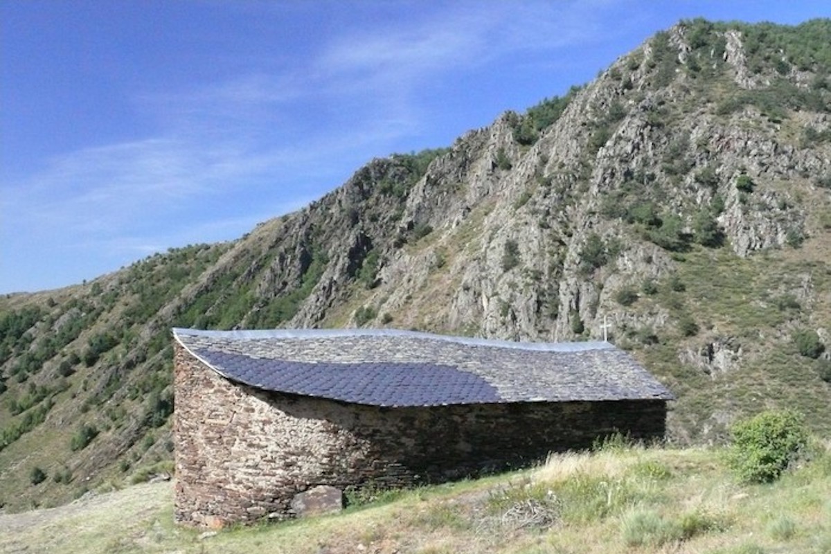 L'ermita de Sant Beado, a 1.675 metres d'alçada