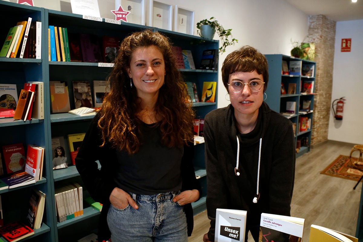 Marta Barceló i Carla Escarrà, les impulsores de la llibreria
