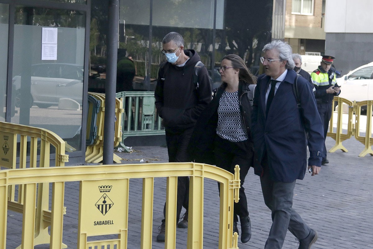 L'arribada als jutjats de Sabadell 