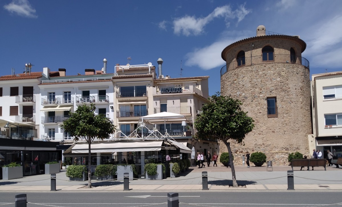 El Servei Local de Català de Cambrils visitarà una cinquantena d’establiments
