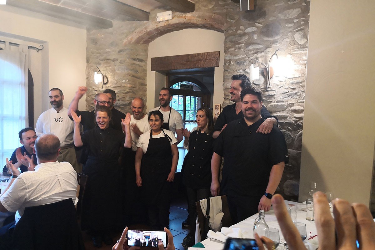 Grup de restauradors de Sant Esteve de Palautordera que van preparar l'àpat temàtic a base de gírgola de castanyer i castanya del Montseny