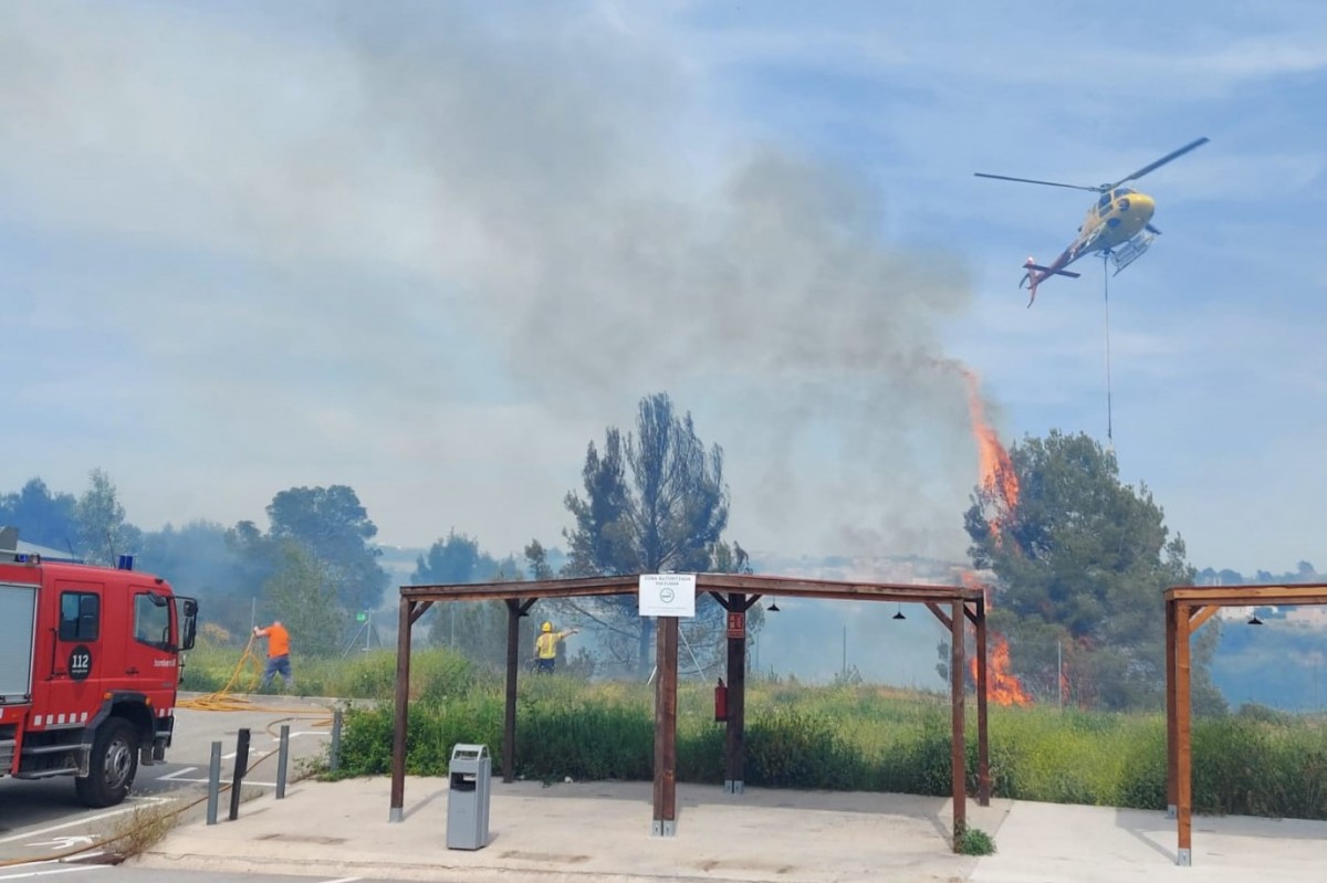 Incendi a la zona de Can Mir de Viladecavalls. 