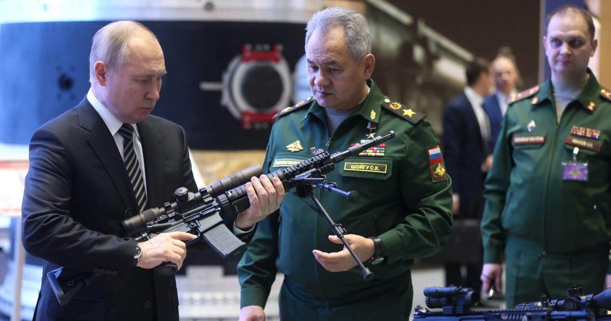  El ministre de Defensa del Kremlin, Serguei Shoigu, amb Vladímir Putin