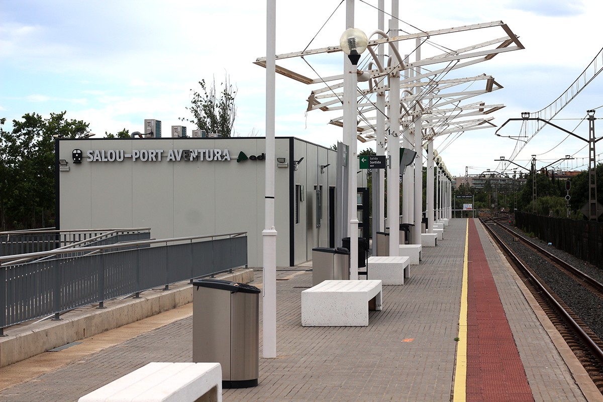 L'estació provisional de Salou-PortAventura