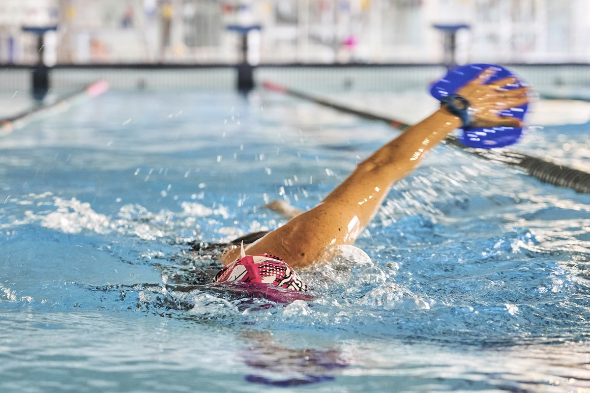 Les piscines municipals de Manresa ofereixen matrícula gratuïta aquest mes de juny