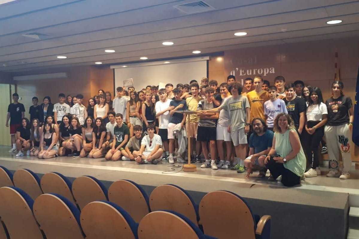 Alumnes participants de l'Institut Guillem de Berguedà.