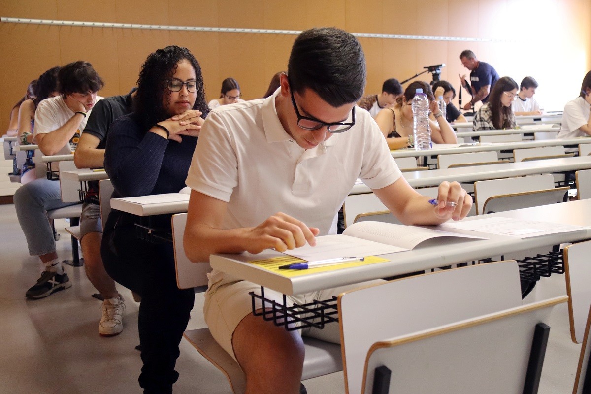 Alumnes fent la selectivitat a Tarragona en una edició passada.