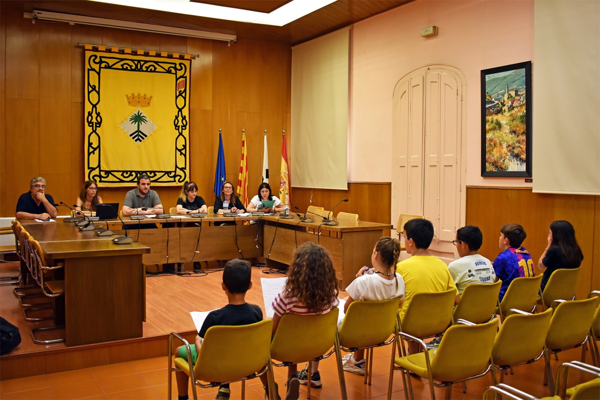 Reunió del Consell Municipal d'Infants amb el govern de Súria