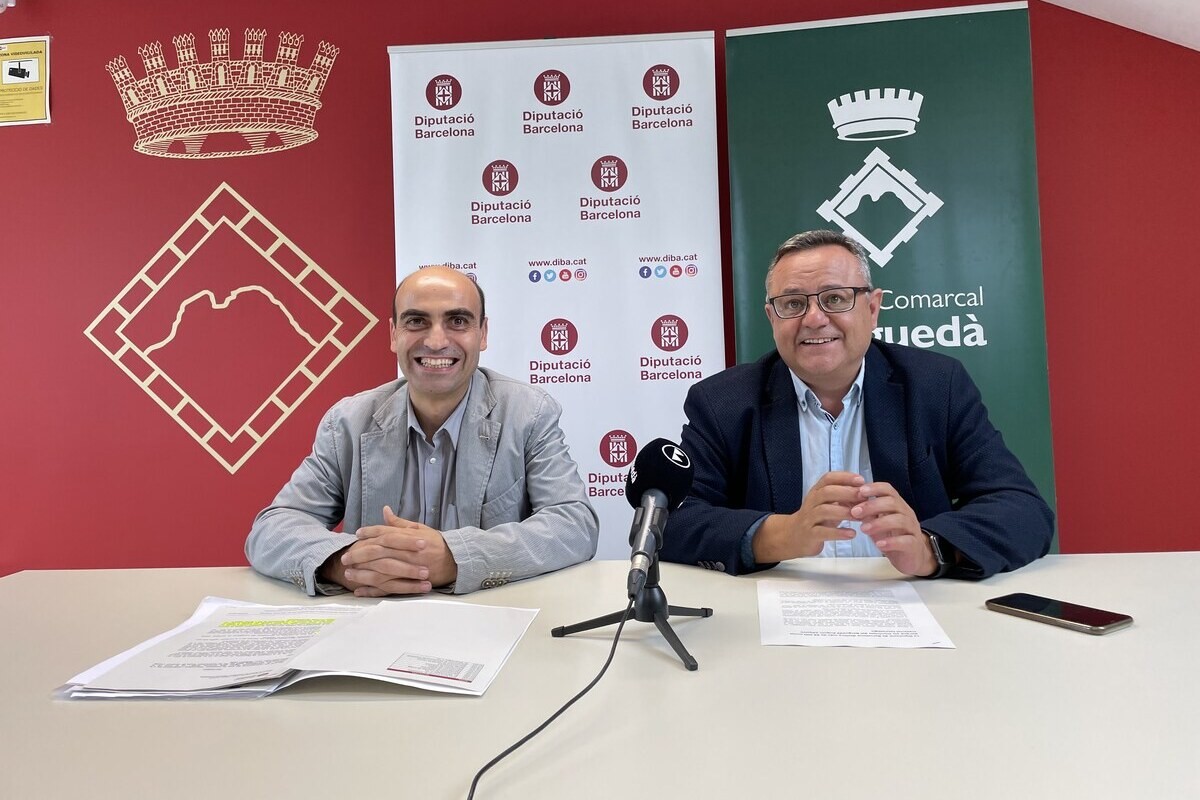 Marc Verdaguer i Josep Lara a la seu del Consell Comarcal del Berguedà.