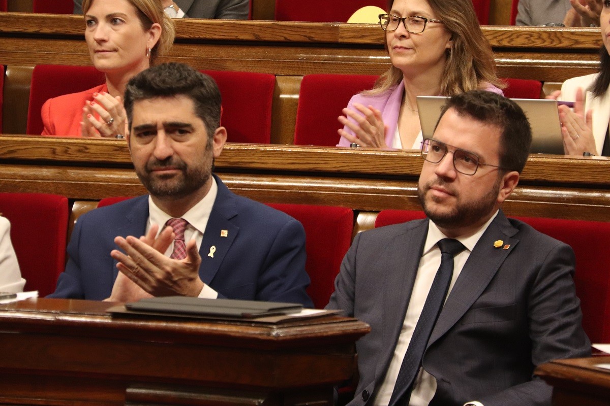 Jordi Puigneró i Pere Aragonès, aquest dimecres al Parlament.