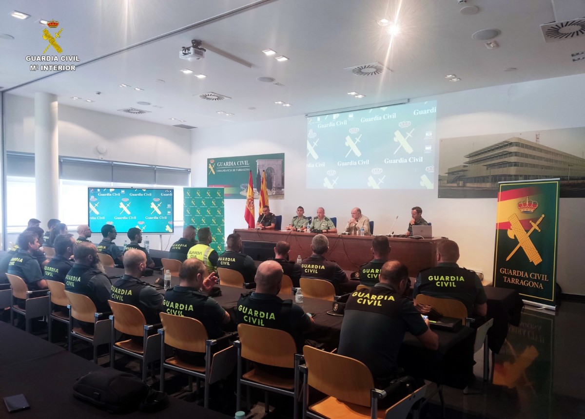A més de a l'aeroport, els agents fan pràctiques al Port de Tarragona 