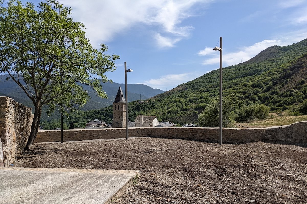 Imatge de l'estat actual de les obres del castell
