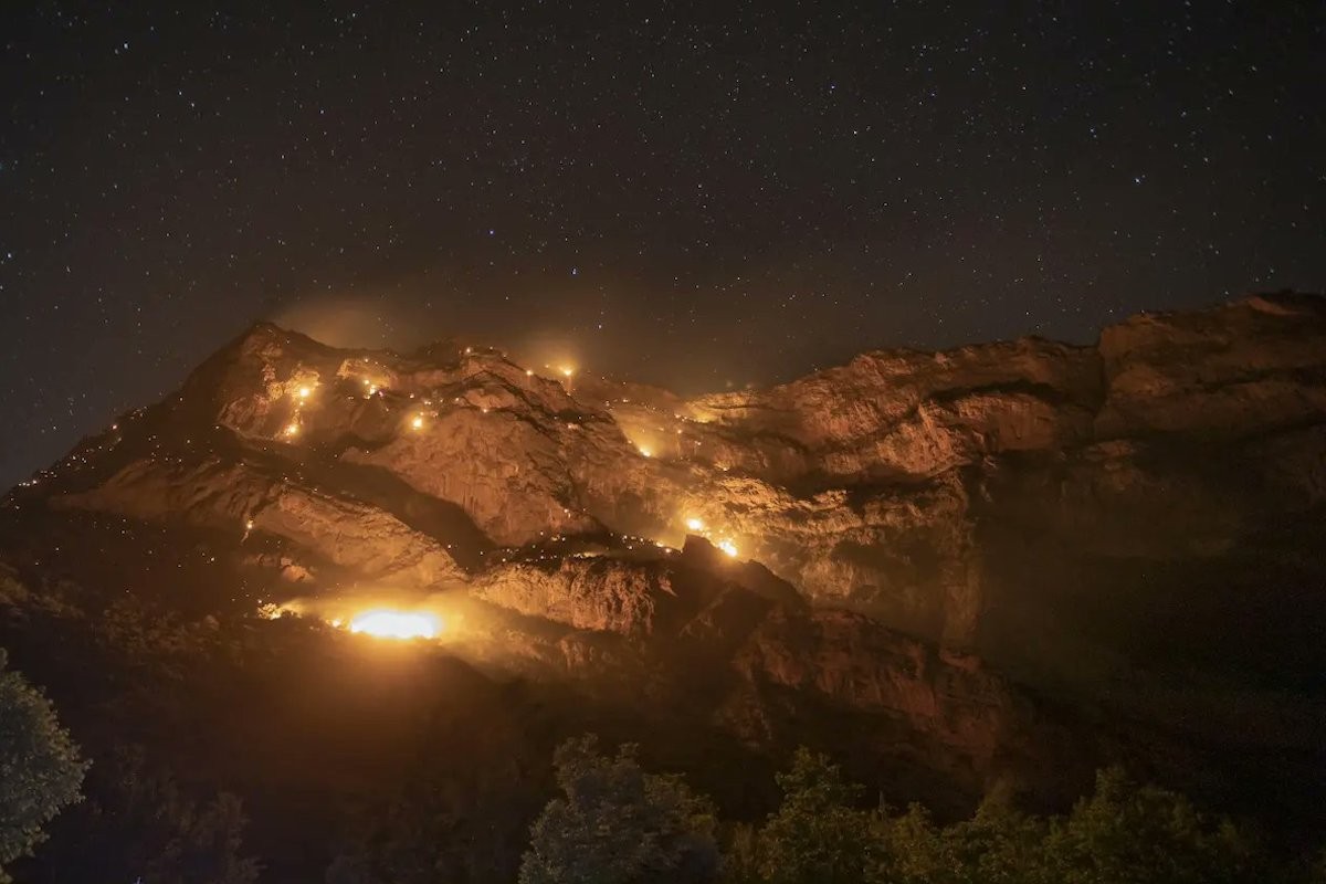El foc del Montsec ja ha cremat més de 71 hectàrees