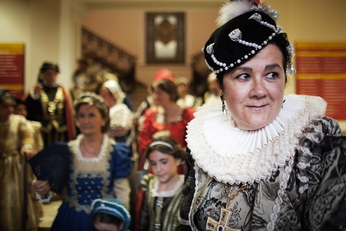 Els nobles, preparats per a la desfilada de la Festa del Renaixement de Tortosa