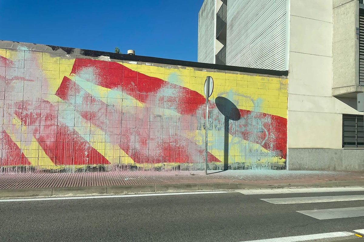El mural del Passeig de Vitamènia a Santa Maria de Palautordera atacat pel feixisme