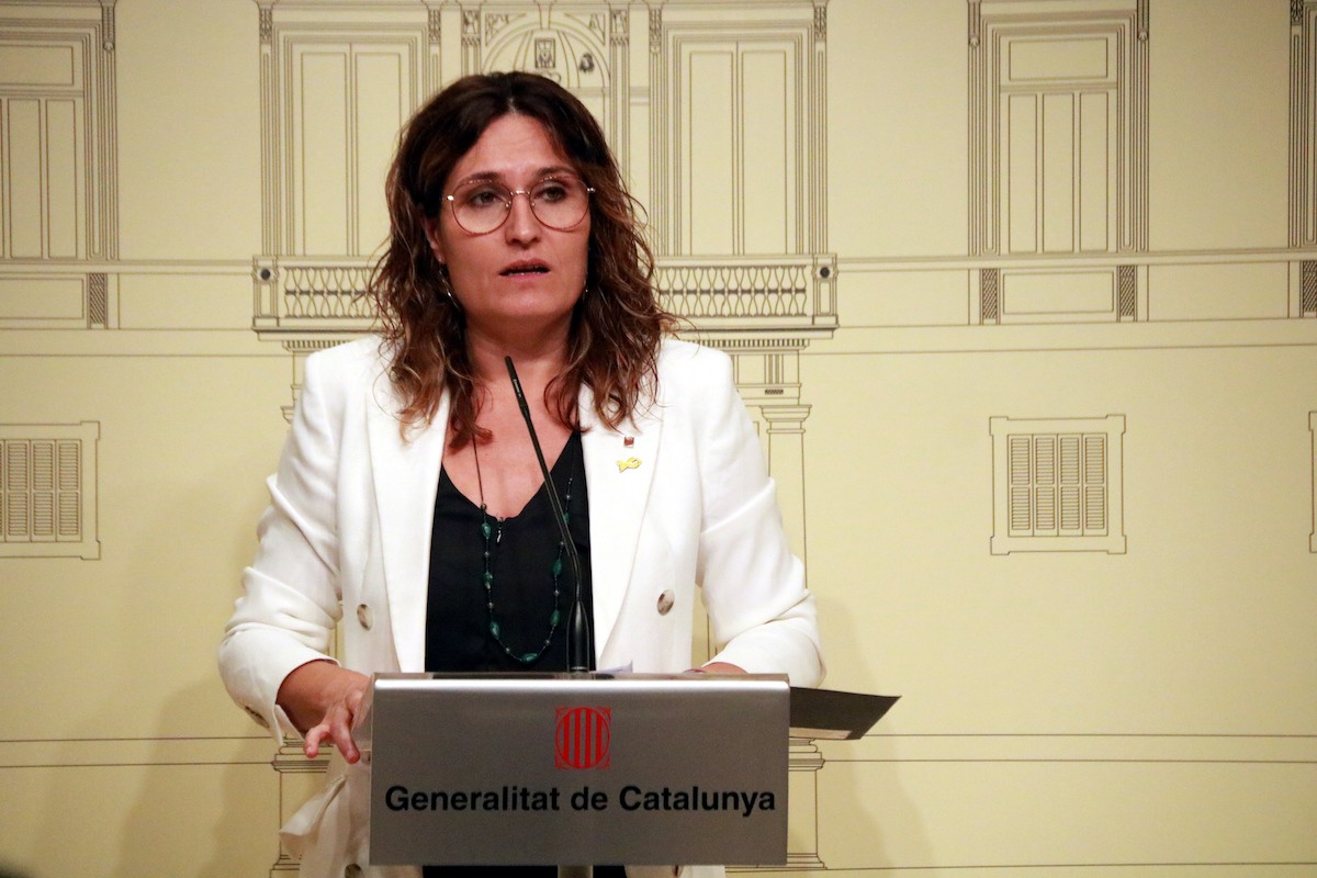 Laura Vilagrà compareixent davant la premsa
