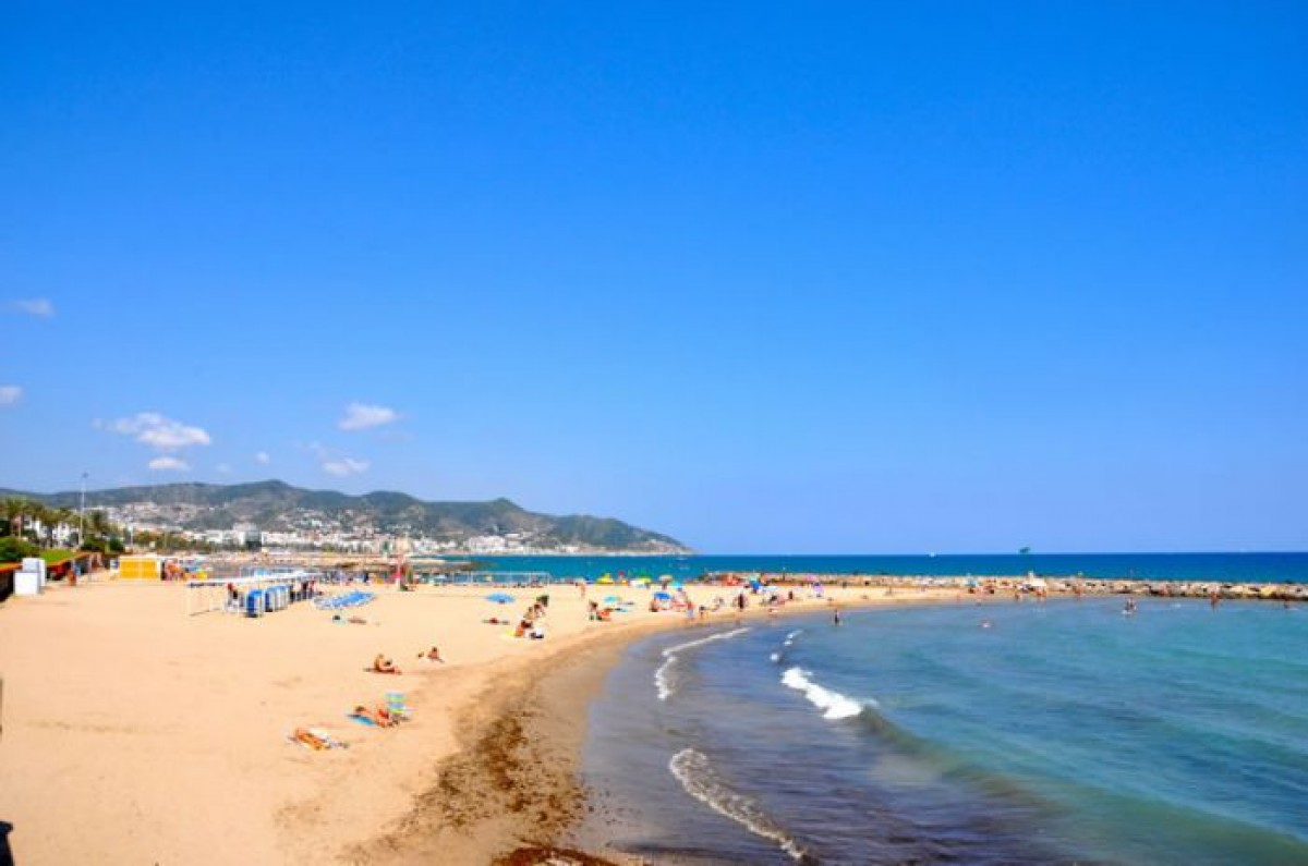 La platja de Terramar de Sitges, en una imatge d'arxiu