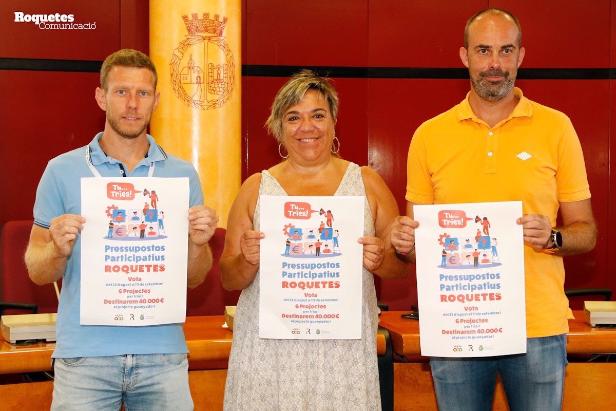 Presentació dels primers pressupostos participatius de Roquetes a càrrec de l'alcalde Ivan Garcia Magí  i la regidora d’Hisenda, Teresa Moreso 