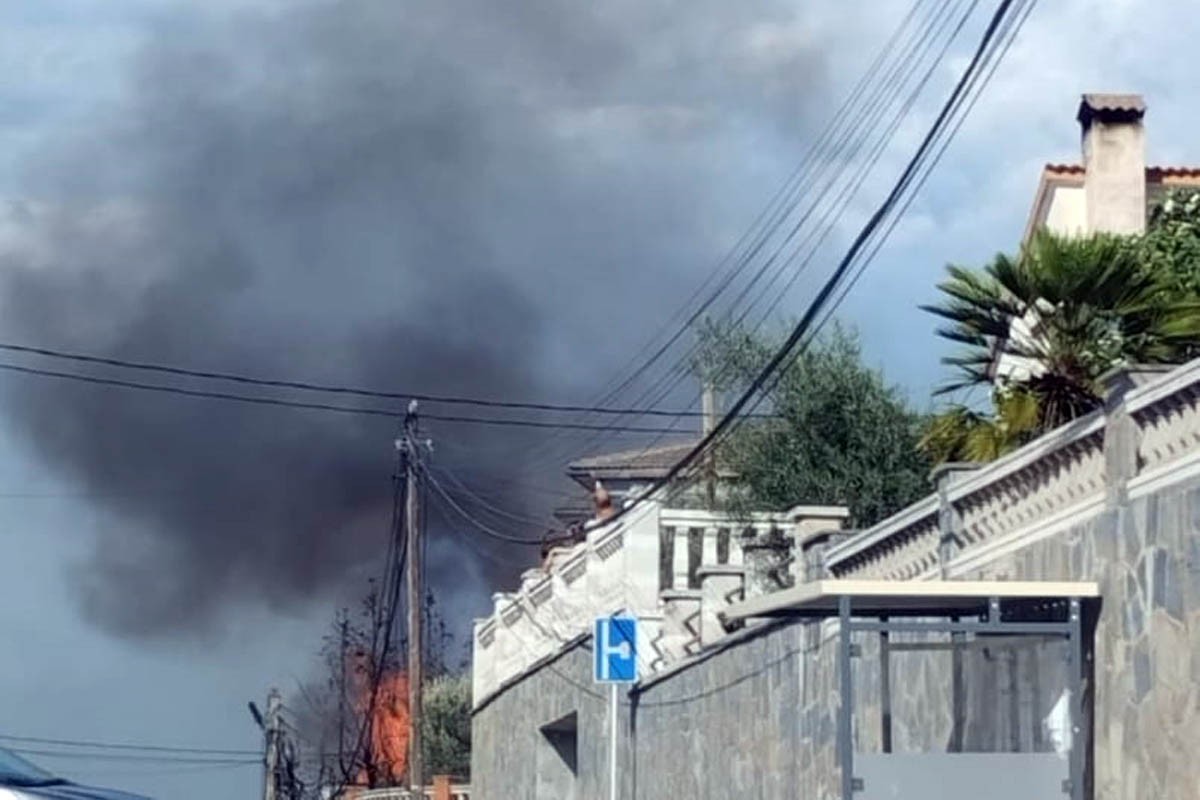L'incendi al cobert adjacent a la residència de Castellgalí
