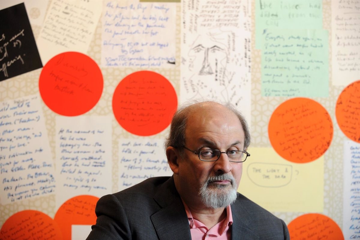 Salman Rushdie, en una imatge d'arxiu