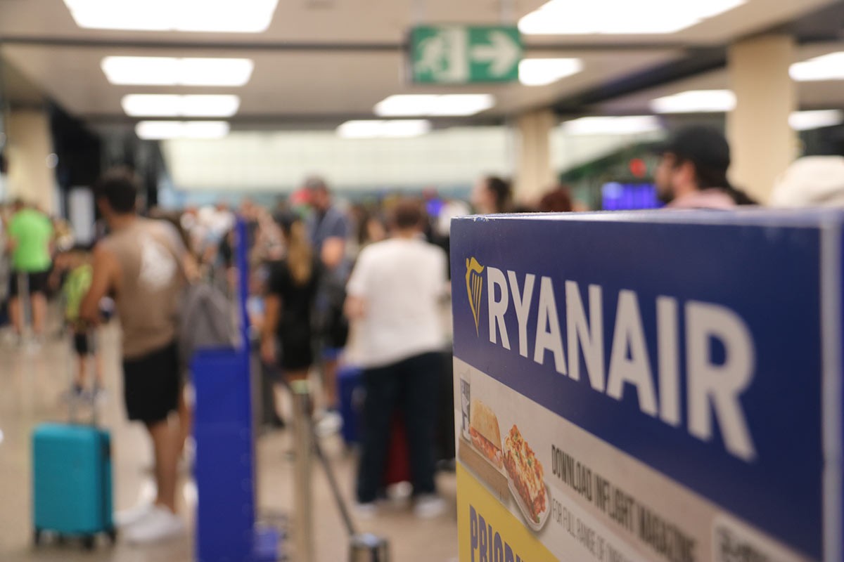 Viatgers de Ryanair, aquest dilluns a l'aeroport del Prat