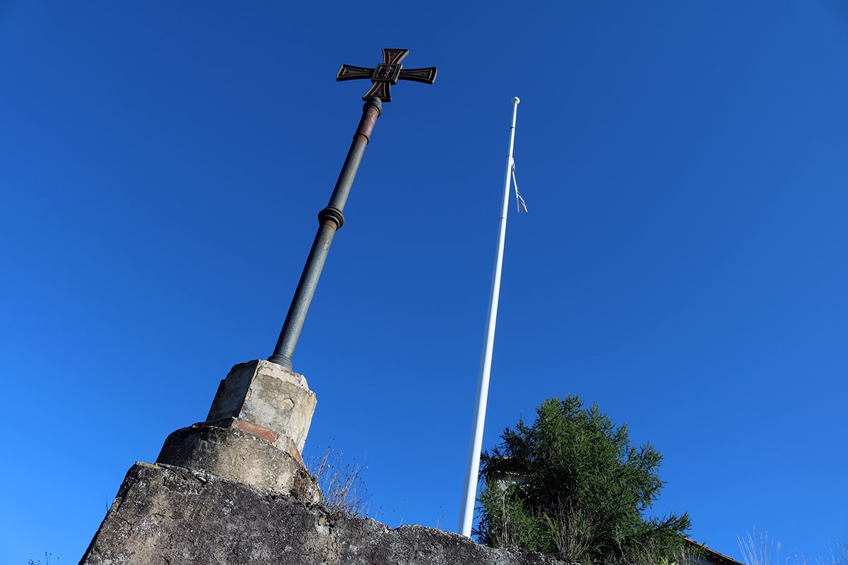 El pal de bandera on hi havia l'estelada de Sant Francesc