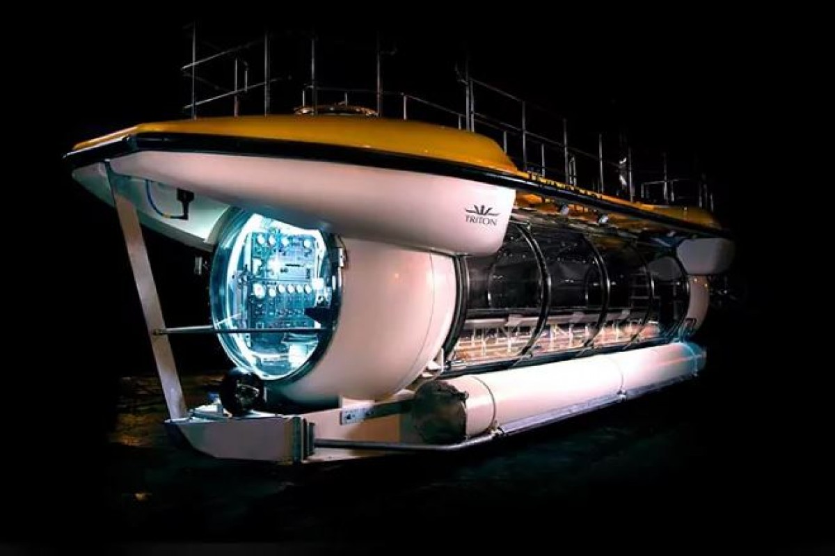 El Triton DeepView 100/24, el submarí turístic 