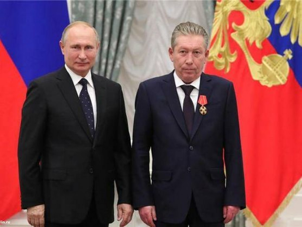 Vladímir Putin i Ravil Maganov 