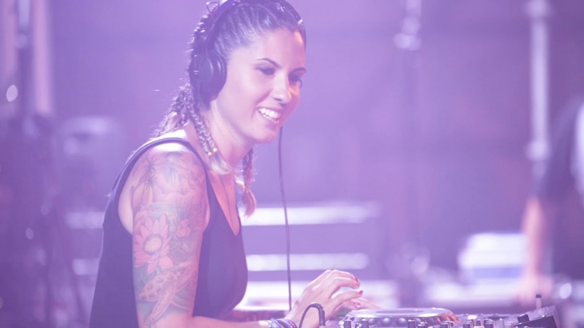 La DJ Núria Scarp, un dels reclams de l'End Summer Festival de Miami Platja