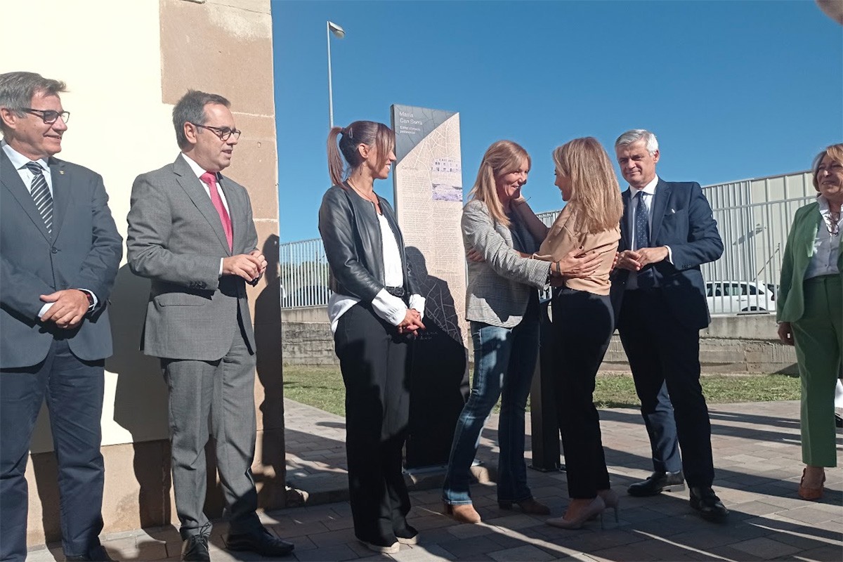 L'alcaldessa de Rubí dona la benvinguda a la ministra Raquel Sánchez