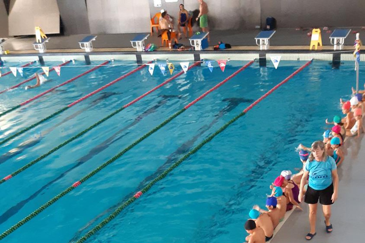 Cursos de natació infantil a les Piscines Municipals de Manresa