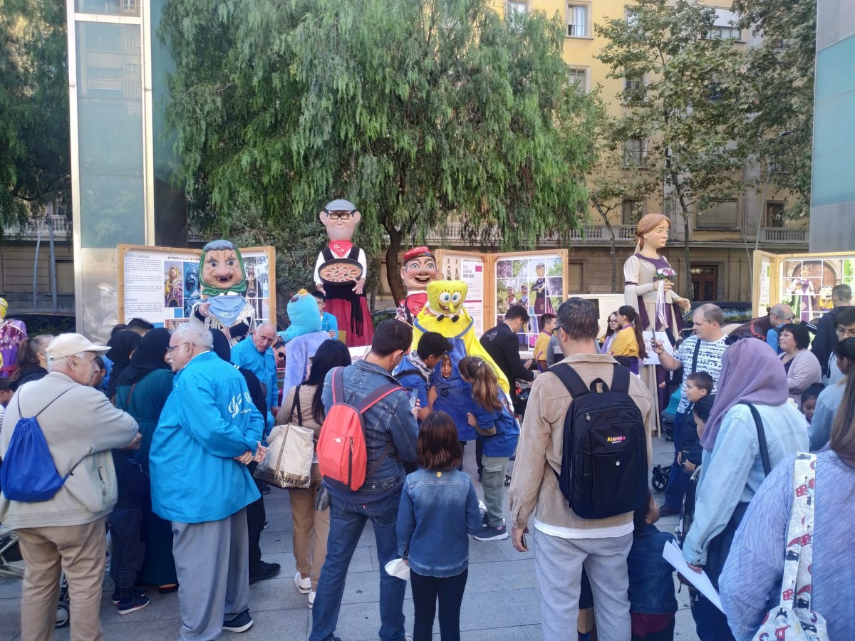 Reus celebra la 1a Trobada d'Elements Festius dels barris
