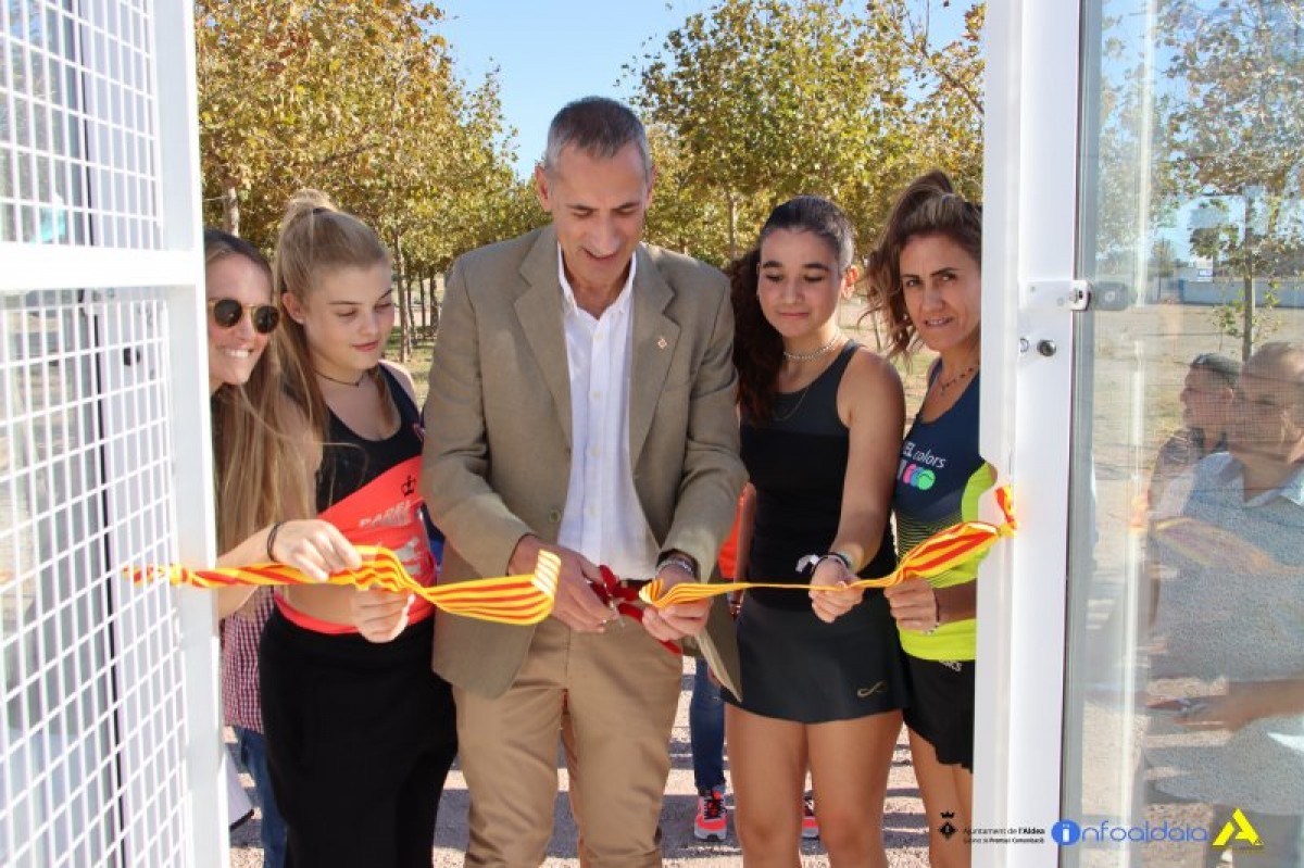 Inauguració de les dos pistes de pàdel a l'exterior de la UE Aldeana