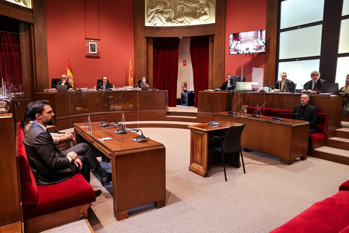Torrent, Costa, Campdepadrós i Delgado, durant el judici contra la mesa del Parlament al TSJC